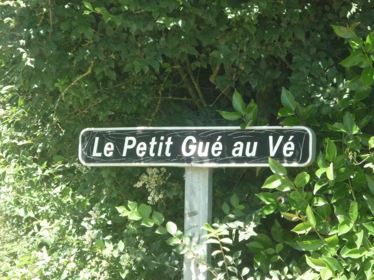 Le Petit Gué - Soleil Couchant Frossay Esterno foto